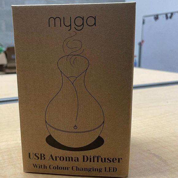 USB Essential Oil Diffuser - Picture 2 of 3